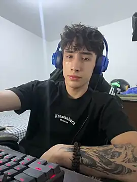 gojo satoru 18 online show from February 28, 2026, 12:00 am