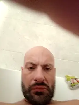 Snapshot of mobydick42085 chatting on December 1, 2025, 3:44 am mobydick42085 online show from December 1, 2025, 3:44 am