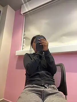 GabrielaLugo online show from February 8, 2026, 11:57 am