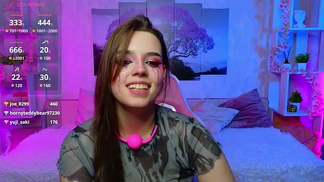 Snapshot of DorisGaillard chatting on December 21, 2024, 8:32 pm DorisGaillard online show from December 21, 2024, 8:32 pm