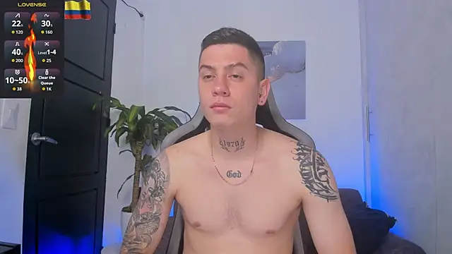 Yeiko Romero  online show from November 25, 2025, 5:57 pm