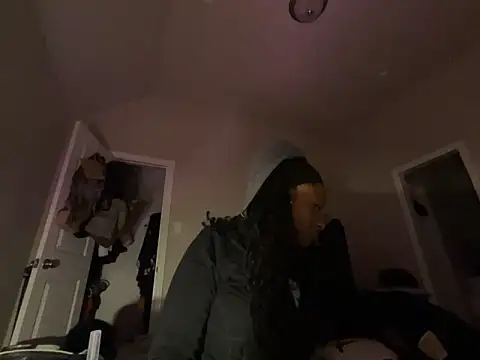 wynterheat online show from February 8, 2026, 7:12 am