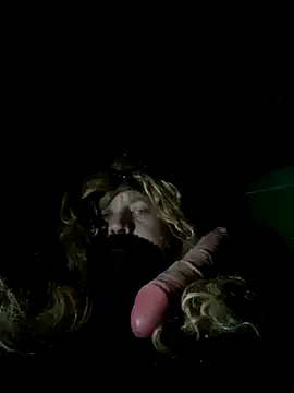 Snapshot of sexuallysubmissiveCD chatting on October 15, 2025, 8:58 am sexuallysubmissiveCD online show from October 15, 2025, 8:58 am