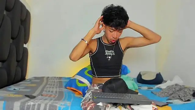 Snapshot of RyanRizzo chatting on November 11, 2025, 5:13 pm RyanRizzo online show from November 11, 2025, 5:13 pm