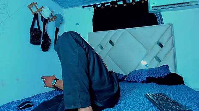 Snapshot of Rich_boy01 chatting on January 6, 2025, 10:26 pm Rich boy01 online show from January 6, 2025, 10:26 pm