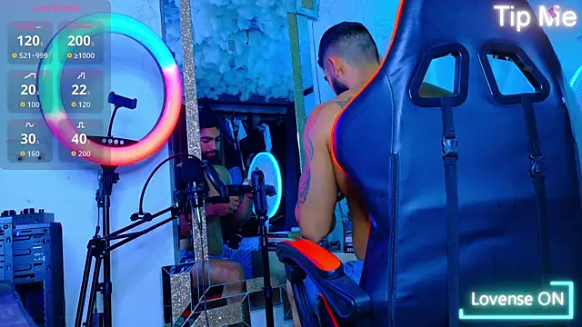 Rich boy01 online show from April 1, 2026, 6:05 pm