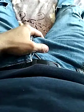 Snapshot of Mihneaaa chatting on October 27, 2025, 12:53 pm Mihneaaa online show from October 27, 2025, 12:53 pm