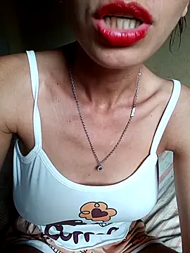 Snapshot of Nandasant09 chatting on March 21, 2025, 4:40 pm Nandasant09 online show from March 21, 2025, 4:40 pm