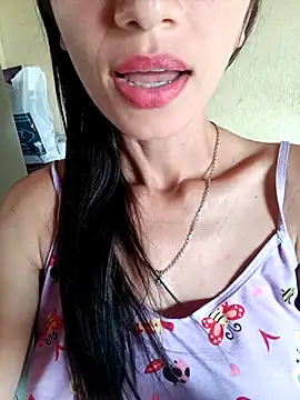 Nandasant09 online show from November 29, 2025, 4:10 pm