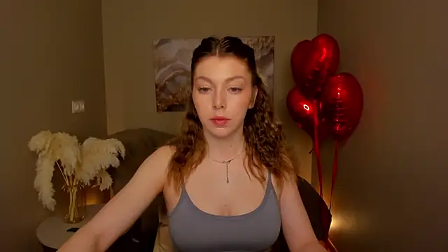 MollyMeltorr online show from February 12, 2026, 2:45 pm