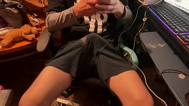 deadpi online show from November 26, 2025, 3:46 pm