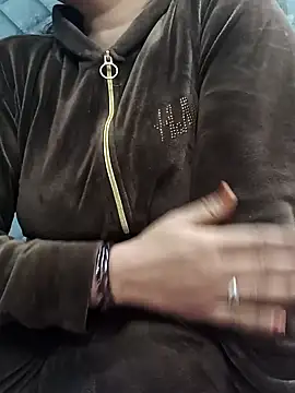 Cute-Raashii online show from January 9, 2025, 2:22 am