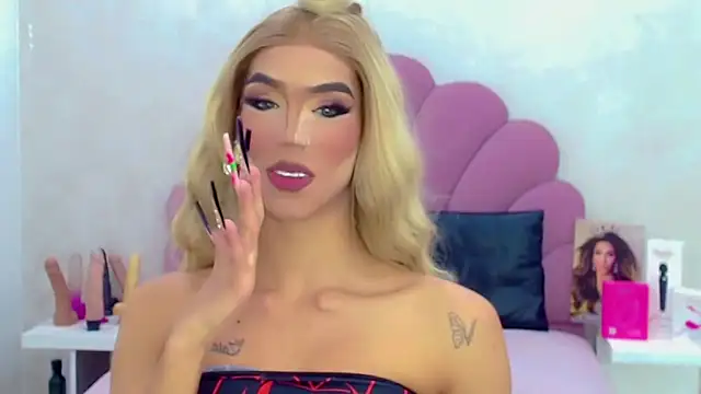 briana sex32 online show from March 18, 2026, 6:38 am