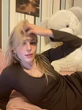 Liya my online show from October 13, 2025, 6:19 pm