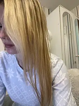 Liya my online show from December 21, 2025, 1:29 pm