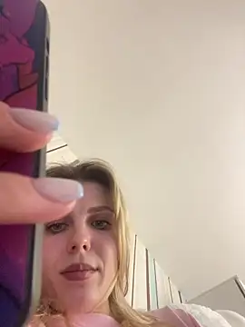 Liya my online show from March 3, 2026, 7:53 pm