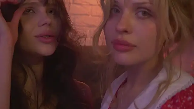 divinelights online show from February 14, 2025, 10:25 pm