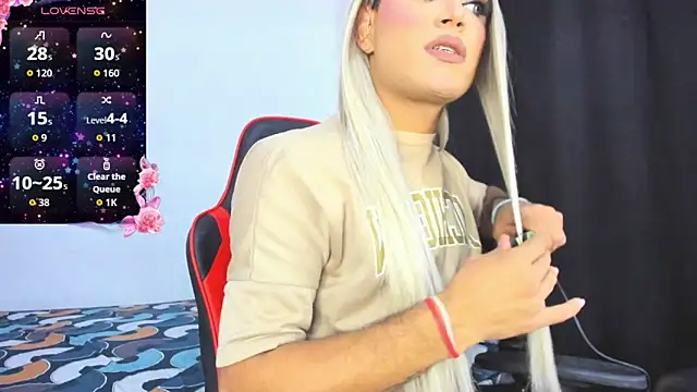 AllisonsweetZ online show from June 30, 2026, 8:21 pm