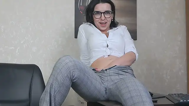 Ortensialady76 online show from March 3, 2025, 12:16 pm