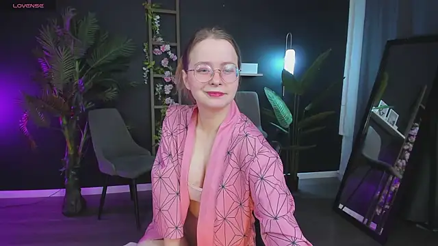 CassieCool online show from February 11, 2025, 9:03 pm