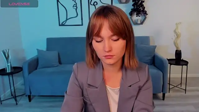 BritnieCute online show from October 22, 2025, 5:19 am