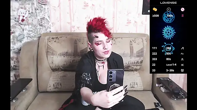 Snapshot of Miya_Wey_ chatting on February 14, 2026, 10:28 pm Miya Wey online show from February 14, 2026, 10:28 pm