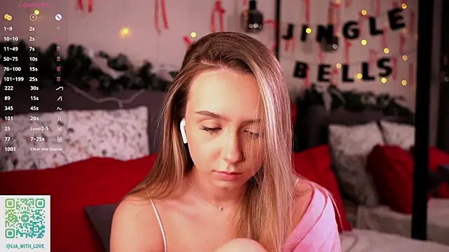 HollisBeckett online show from January 6, 2026, 1:09 am