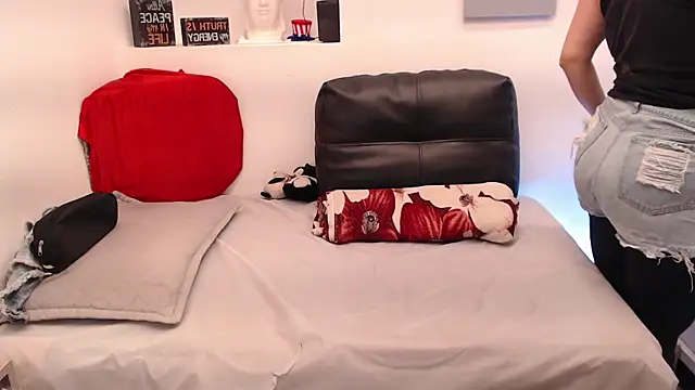 eva twiss online show from March 10, 2026, 11:59 am