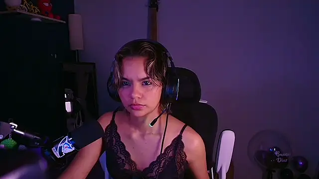 marlena3312 online show from March 17, 2026, 1:58 pm