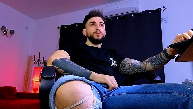 MightyAaron66 online show from February 28, 2026, 4:35 am