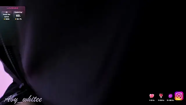 Snapshot of AbyWhitee chatting on December 5, 2024, 6:00 pm AbyWhitee online show from December 5, 2024, 6:00 pm