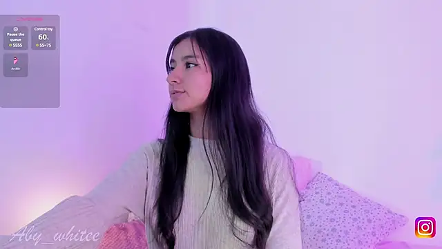 Snapshot of AbyWhitee chatting on December 9, 2024, 5:07 am AbyWhitee online show from December 9, 2024, 5:07 am