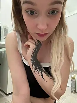 Baby Tiny online show from February 1, 2025, 10:55 pm