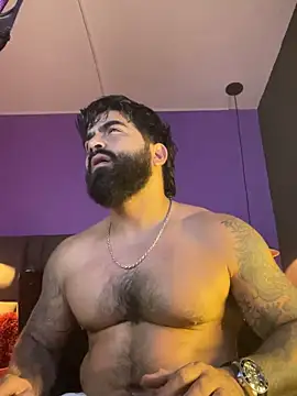 Snapshot of Lyon_vach chatting on October 24, 2025, 2:19 am Lyon vach online show from October 24, 2025, 2:19 am