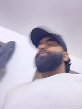 Lyon vach online show from November 25, 2025, 9:59 pm