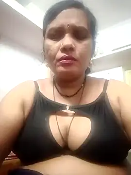 sowjanya1190 online show from January 28, 2025, 4:19 pm