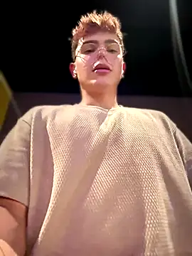 Snapshot of PRINCE_STEV chatting on October 14, 2025, 10:54 pm PRINCE STEV online show from October 14, 2025, 10:54 pm