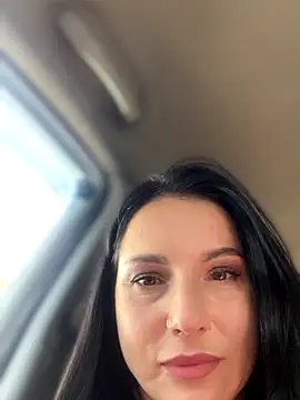 Snapshot of Roxana-Sexy chatting on October 22, 2025, 5:52 am Roxana-Sexy online show from October 22, 2025, 5:52 am