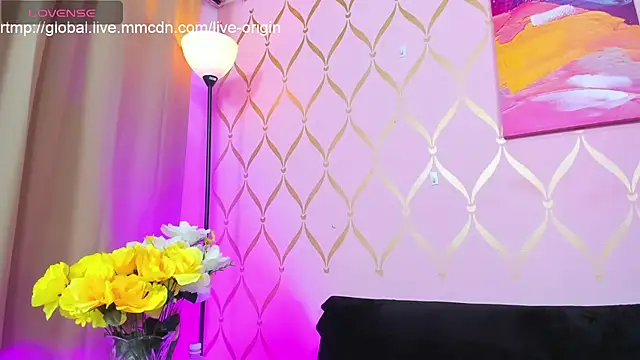 ladylians online show from December 6, 2024, 9:24 pm