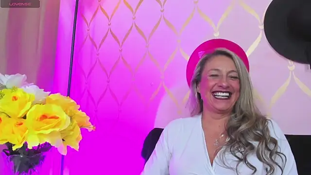 ladylians online show from December 11, 2024, 8:50 pm