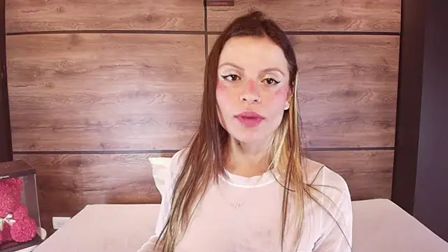 Snapshot of tatiana_monroe chatting on February 5, 2025, 10:41 am tatiana monroe online show from February 5, 2025, 10:41 am