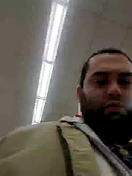 Snapshot of goldycox chatting on December 22, 2024, 3:22 am goldycox online show from December 22, 2024, 3:22 am