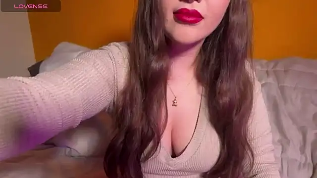 Elinatiranda online show from April 7, 2026, 7:20 am