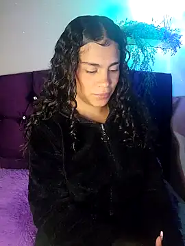 NINA 18 YEARS online show from December 3, 2024, 2:25 am