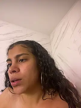 NINA 18 YEARS online show from February 18, 2025, 12:48 am