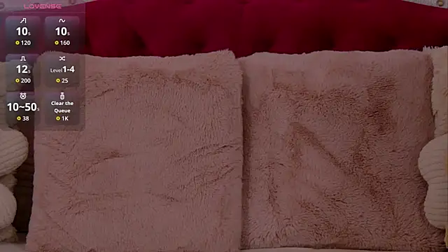 Snapshot of AngeliqueSkye chatting on September 13, 2025, 3:06 am AngeliqueSkye online show from September 13, 2025, 3:06 am