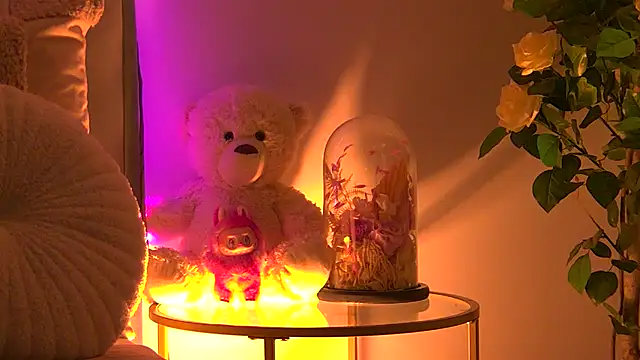 Snapshot of AngeliqueSkye chatting on November 1, 2025, 3:08 am AngeliqueSkye online show from November 1, 2025, 3:08 am