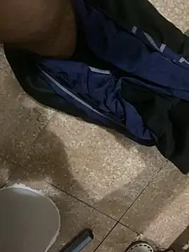 alex-riadh online show from March 3, 2025, 11:46 pm