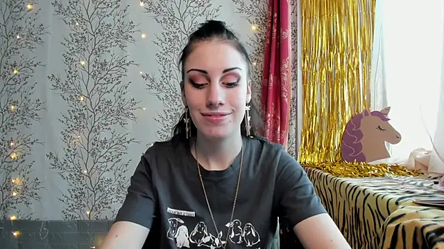 Snapshot of Mary0Lou chatting on January 15, 2025, 4:47 am Mary0Lou online show from January 15, 2025, 4:47 am