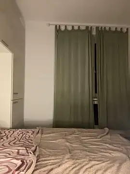 alexaandreea99 online show from December 7, 2024, 1:25 am